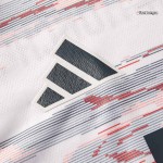 奥利斯 #17 拜仁慕尼黑客场足球球衣 2025_26 白色